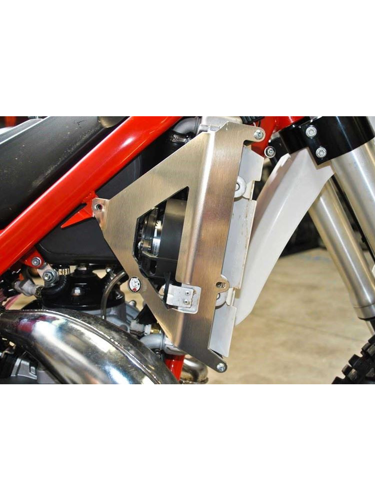 Wzmocnienie chłodnicy AXP Racing Beta 250/300 Xtrainer (16-22)