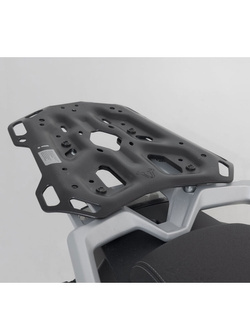 Zestaw: kufer centralny plastikowy Urban ABS + stelaż SW-MOTECH do CFMoto 800MT CF800-5 (21-) [pojemność 16-29 L]