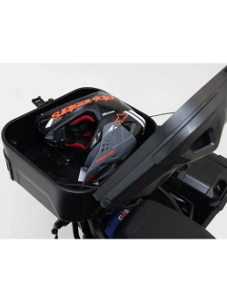 Zestaw: kufer centralny DUSC L + stelaż Adventure-rack SW-Motech CF Moto 700 MT (24-)/ 800 MT (21-25) [poj.: 41l]