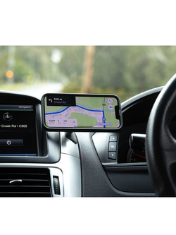 Zestaw do samochodu: etui MAG na telefon Samsung Galaxy S25 (magnetyczne) oraz mocowanie Quad Lock