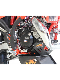 Płyta pod silnik AXP Racing Xtrem do Beta 250 Xtrainer, 300 Xtrainer (16-) z osłoną podnośnika czarna 