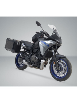 Zestaw: kufry boczne + stelaże EVO TRAX ADV SW-Motech Yamaha MT-07 Tracer (16-23) [poj.: 2 x 45 L] czarne