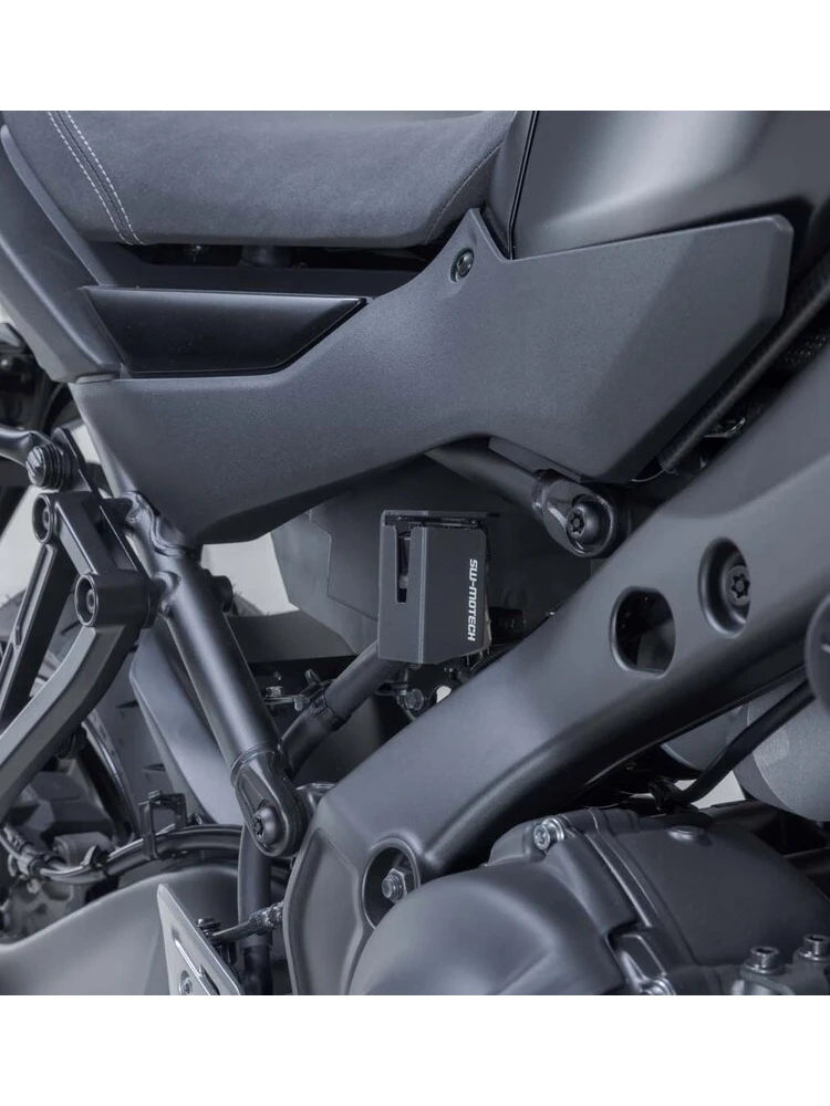 Osłona zbiornika płynu hamulcowego SW-Motech Yamaha Tracer 9 GT (24-) czarna