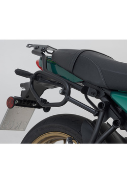 Zestaw: kufry boczne plastikowe Urban ABS + stelaże SLC Sw-Motech Kawasaki Z650 RS (21-) [pojemność: 2 x 16,5l]