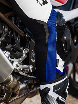 Kombinezon motocyklowy jednoczęściowy Shima Apex RS biało-niebieski