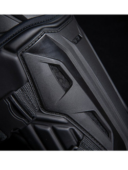 Ochraniacze kolan Icon Field Armor 3