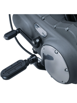 Podnóżki Heavy Industrie czarne + adaptery 8886 Podnóżki Heavy Industrie chrom + adaptery chrom Kuryakyn do Harley Davidson XL 1200 (wybrane modele)