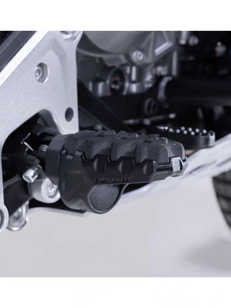 Podnóżki motocyklowe EVO SW-Motech BMW R12 G/ S (25-) czarne