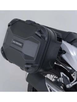 Zestaw: kufry boczne DUSC M i L + kufer centralny DUSC L + stelaże PRO + stelaż Adventure-Rack SW-Motech Kawasaki KLE 500/ SE (26-) [poj.: 1 x 33l + 2 x 41l]
