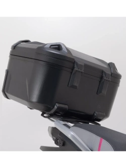 Zestaw: kufer centralny DUSC L + stelaż Adventure-rack CF Moto 450MT (23-)/ 800 MT-X (24-)/ 1000 MT-X (25-) [poj.: 41l]