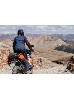 Spodnie motocyklowe tekstylne Klim Badlands Pro niebiesko-czerwone