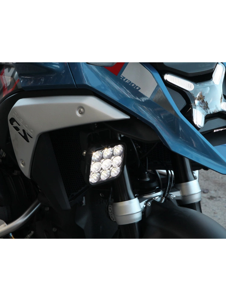 Światło drogowe Denali DL9 z technologią Datadim białe