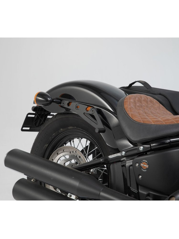 Zestaw sakw bocznych Legend Gear LH i stelaży SLH HARLEY-DAVIDSON Softail Street Bob (FXBB) (17-20), Softail Standard (20-)