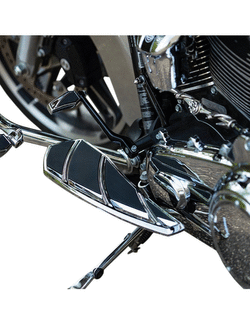 Podesty kierowcy lub pasażera Phantom Kuryakyn do Harley Davidson ('18-'20 FL Softail Models (except '18-'20 FLSB)) chrom
