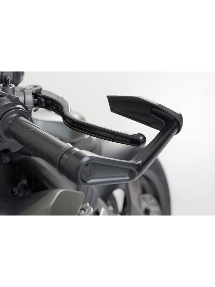 Osłony klamki hamulca i sprzęgła z osłoną przed wiatrem SW-Motech Aprilia Tuono 660 Factory (25-)/ Ducati Streetfighter V2/ Triumph Daytona 660