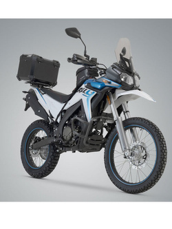 Zestaw: kufer centralny czarny TRAX ADV + stelaż Adventure-rack SW-Motech VOGE 300 Rally LX300GY-G (22-) [pojemność: 38 L]