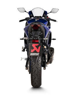 Tłumik motocyklowy Slip-On Line (Carbon) Akrapović Yamaha MT-03 (22-)/ YZF-R3 (15-)