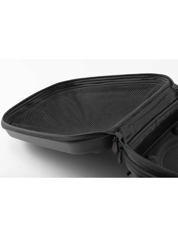 Zestaw: kufer centralny plastikowy Urban ABS + stelaż Street-Rack SW-MOTECH Suzuki DL 650 V-Strom / XT (16-) (pojemność 16-29 L)