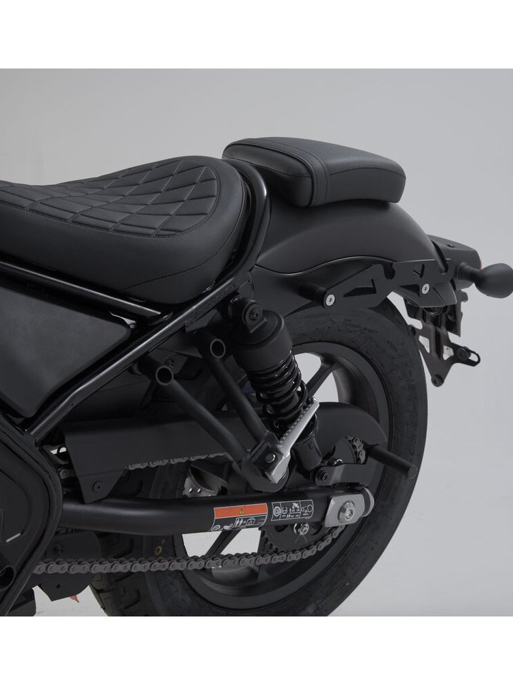 Zestaw sakw bocznych Legend Gear LH 25,5/19,5L i stelaży SLH Sw-Motech Honda CMX500 Rebel (16-)