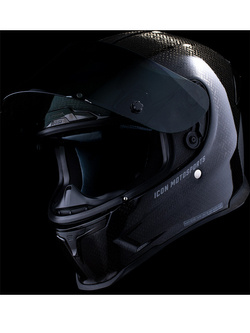 Kask integralny Icon Airframe Pro Carbon czarny