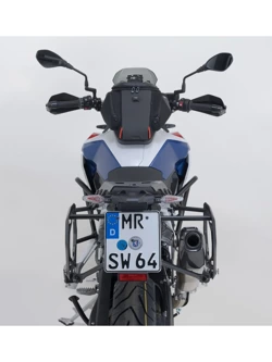 Zestaw: kufry boczne DUSC L + kufer centralny DUSC M + stelaże PRO + stelaż Adventure-Rack SW-Motech Honda CRF1000L Africa Twin (15-17) [poj.: 1 x 33l + 2 x 41l]