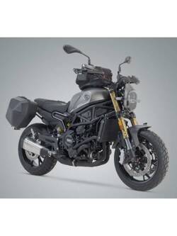 Zestaw: kufry boczne plastikowe Urban ABS + stelaże SLC Sw-Motech Benelli Leoncino 800 (21-) [pojemność: 2 x 16,5l]