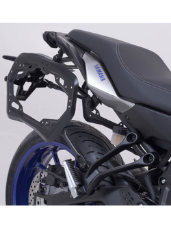 Zestaw: kufry boczne + stelaże EVO TRAX ADV SW-Motech Yamaha MT-07 Tracer (16-) [poj.: 2 x 45 L] srebrne