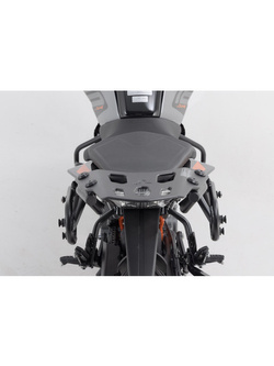 Zestaw sakw bocznych LEGEND GEAR LC2 Black Edition ze stelażami SW-MOTECH do KTM 125 Duke (21-) [pojemność: 2 x 13,5 L]