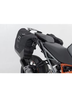 Zestaw sakw bocznych LEGEND GEAR LC2 ze stelażami SW-MOTECH do KTM 125 Duke (21-) [pojemność: 2 x 13,5 L]